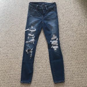 American eagle ripped skinny jeans